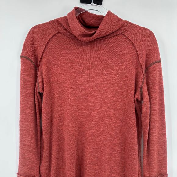 We The Free Free People Burnt Red Soft Turtleneck Tunic Top Split Back Womens XS - Picture 4 of 11